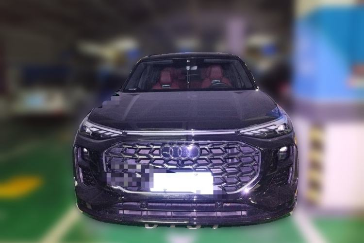 Used Audi Q6 2024 45 TFSI quattro Black Warrior Edition 6 Seats Front