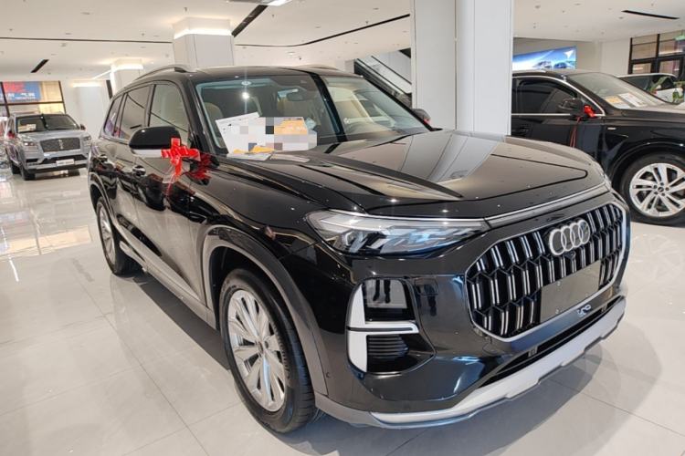 Used Audi Q6 2024 45 TFSI quattro Qiyun Edition Yulin Package 6 seats Front Right 45 Deg