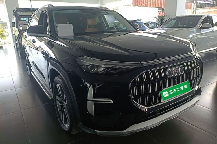 Used Audi Q6 2024 50 TFSI quattro Xingyun Edition Yulin Package 6 Seats Front Right 45 Deg