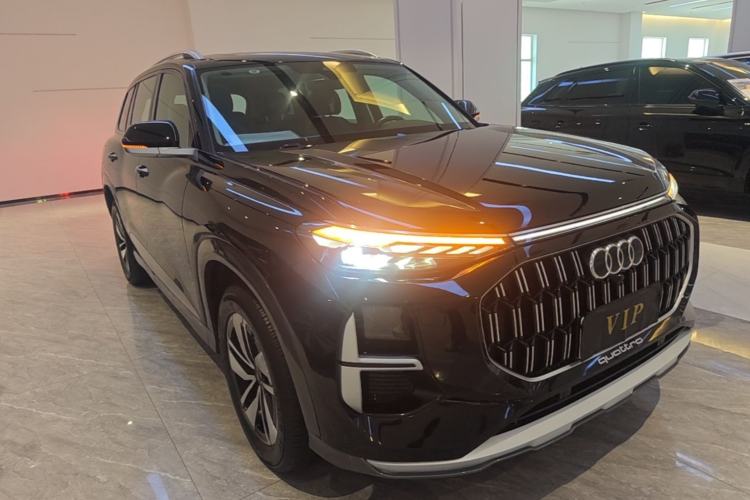 Used Audi Q6 2024 40 TFSI quattro Guanyun Edition Yulin Package 7 Seats Front Right 45 Deg