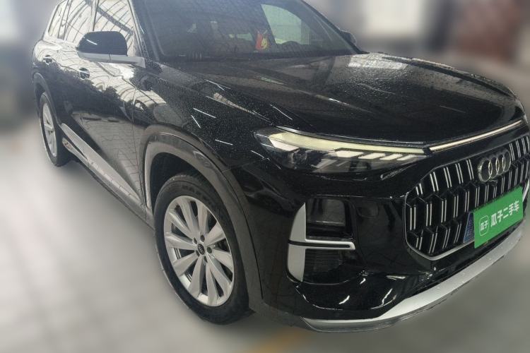 Used Audi Q6 2024 45 TFSI quattro Qiyun Edition Yulin Package 6 seats Front Right 45 Deg