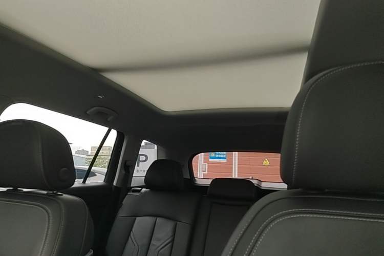 Used Audi Q6 2024 40 TFSI quattro Guanyun Edition Yulin Package 7 Seats Headliner