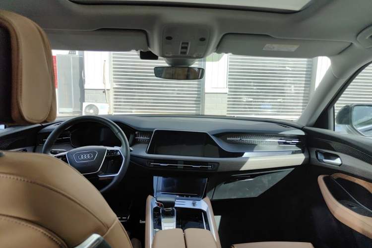 Used Audi Q6 2024 45 TFSI quattro Qiyun Edition Yulin Package 6 seats Headliner