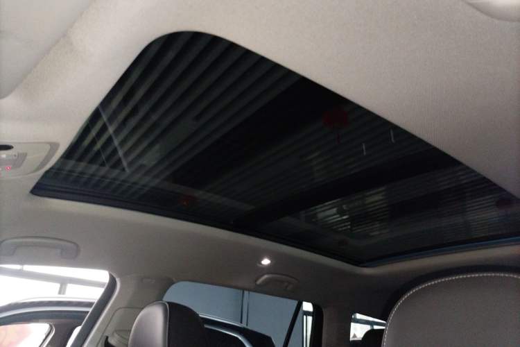 Used Audi Q6 2024 40 TFSI quattro Guanyun Edition Yulin Package 7 Seats Headliner