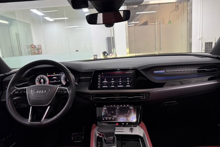 Used Audi Q6 2024 45 TFSI quattro Black Warrior Edition 6 Seats Interior 1