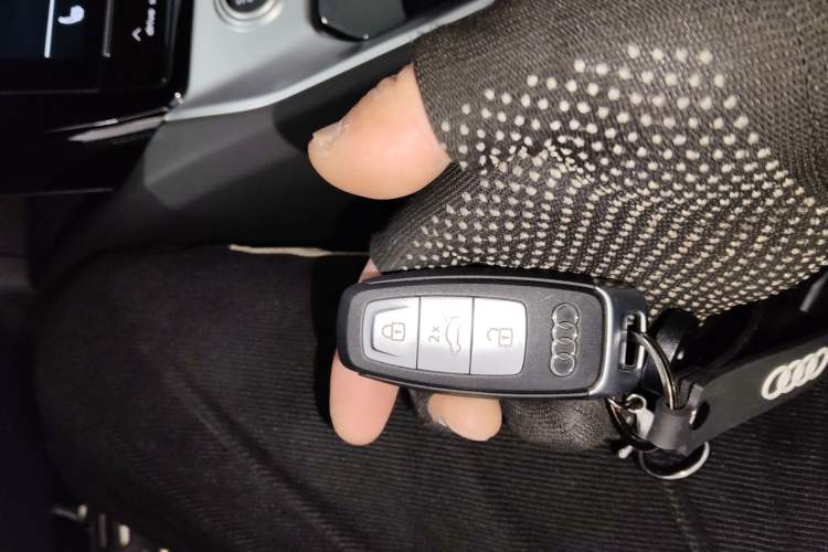 Used Audi Q6 2024 45 TFSI quattro Qiyun Edition Flying Rider Package 7-seater Interior 1