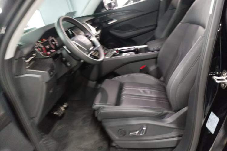 Used Audi Q6 2024 40 TFSI quattro Guanyun Edition Yulin Package 7 Seats Interior 2
