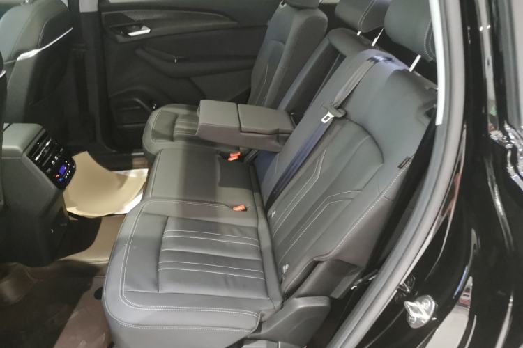 Used Audi Q6 2024 40 TFSI quattro Guanyun Edition Yulin Package 7 Seats Interior 4