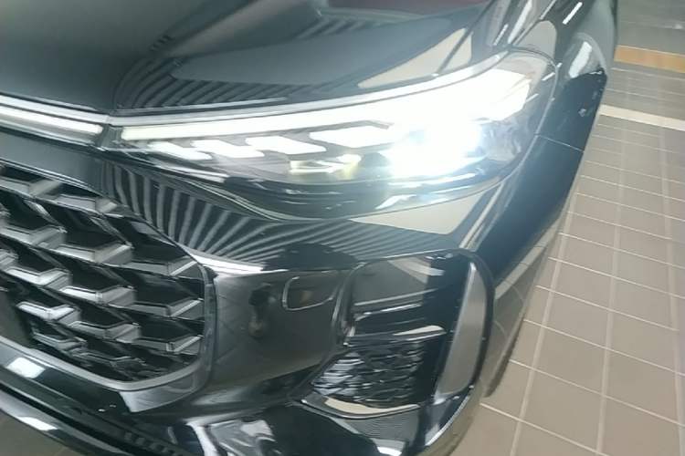 Used Audi Q6 2024 45 TFSI quattro Black Warrior Edition 6 Seats Left Front Headlight