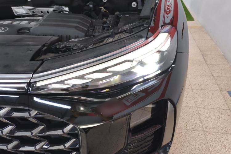 Used Audi Q6 2024 50 TFSI quattro Black Warrior Edition 6-seater Left Front Headlight