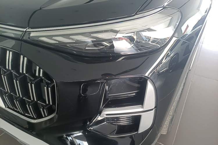 Used Audi Q6 2024 50 TFSI quattro Xingyun Edition Yulin Package 6 Seats Left Front Headlight
