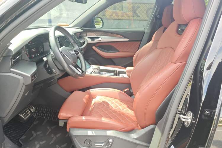 Used Audi Q6 2024 45 TFSI quattro Black Warrior Edition 6 Seats Left Front Seat