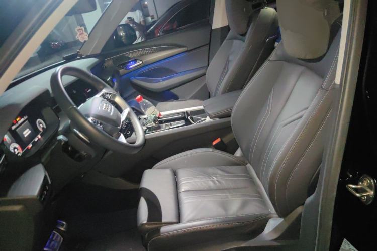 Used Audi Q6 2024 40 TFSI quattro Guanyun Edition Yulin Package 7 Seats Left Front Seat