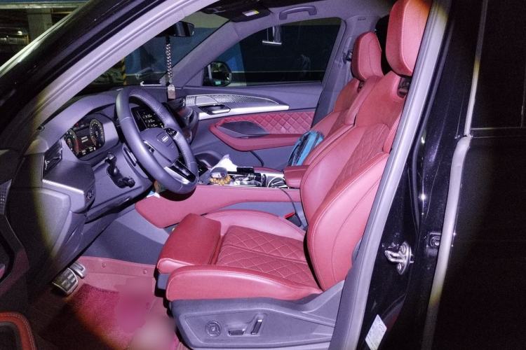Used Audi Q6 2024 45 TFSI quattro Black Warrior Edition 6 Seats Left Front Seat