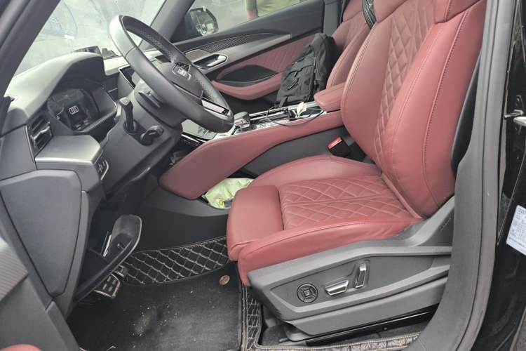 Used Audi Q6 2024 45 TFSI quattro Black Warrior Edition 6 Seats Left Front Seat