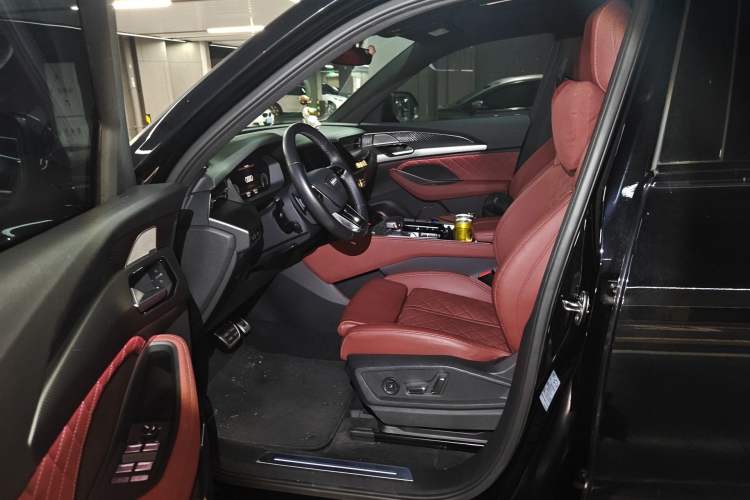Used Audi Q6 2024 45 TFSI quattro Black Warrior Edition 6 Seats Left Front Seat