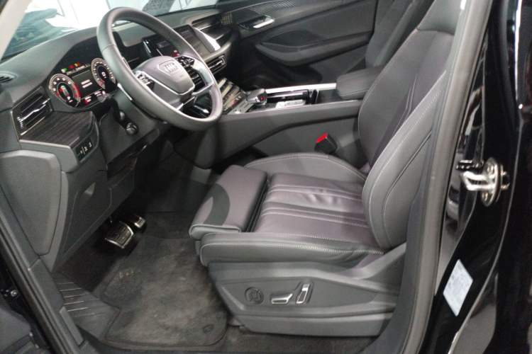 Used Audi Q6 2024 40 TFSI quattro Guanyun Edition Yulin Package 7 Seats Left Front Seat