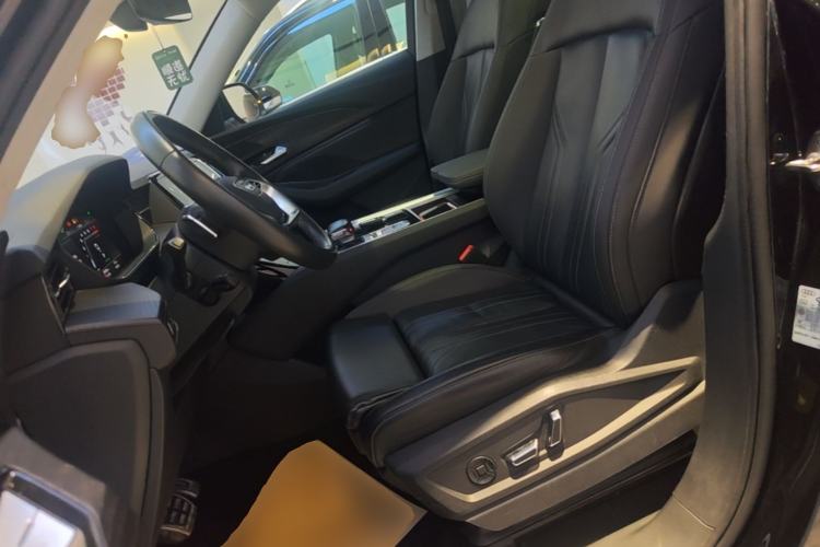Used Audi Q6 2024 40 TFSI quattro Guanyun Edition Yulin Package 7 Seats Left Front Seat
