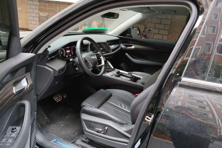 Used Audi Q6 2024 40 TFSI quattro Guanyun Edition Yulin Package 7 Seats Left Front Seat