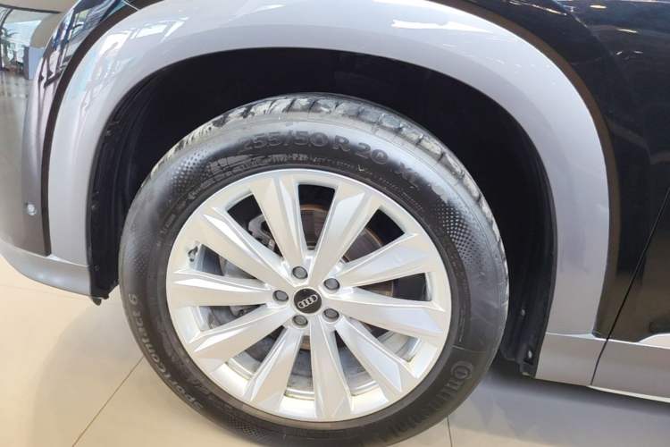 Used Audi Q6 2024 45 TFSI quattro Qiyun Edition Yulin Package 6 seats Left Front Wheel Hub