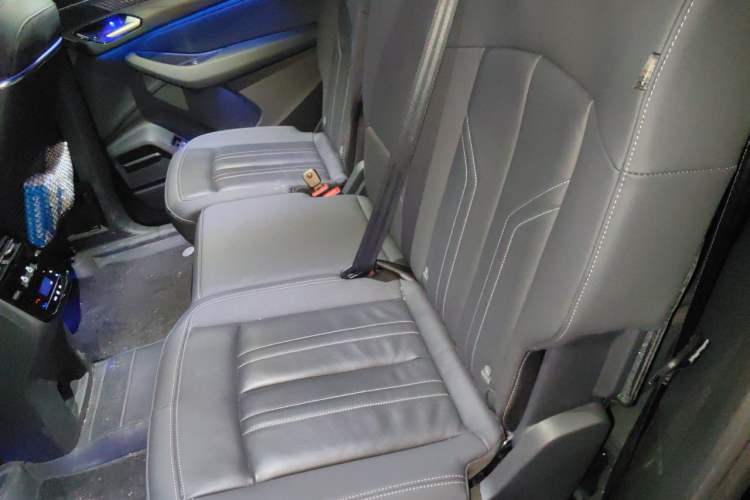 Used Audi Q6 2024 40 TFSI quattro Guanyun Edition Yulin Package 7 Seats Left Rear Seat