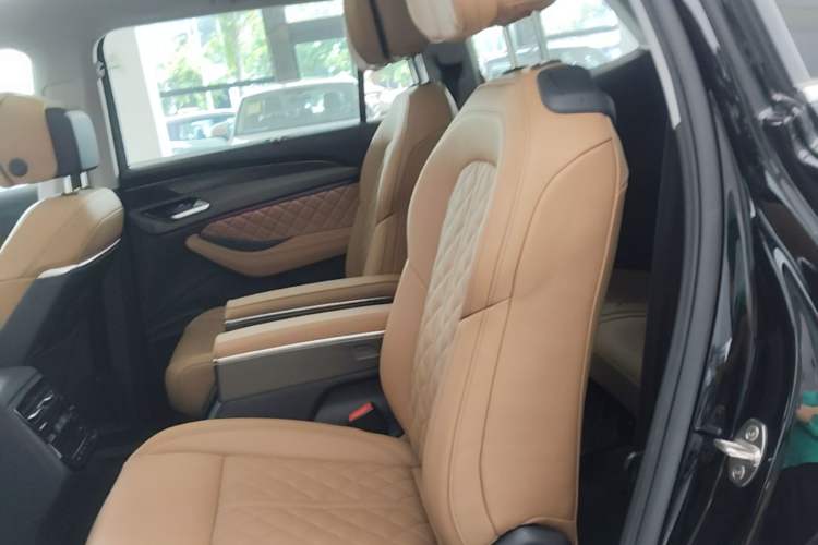 Used Audi Q6 2024 45 TFSI quattro Qiyun Edition Yulin Package 6 seats Left Rear Seat