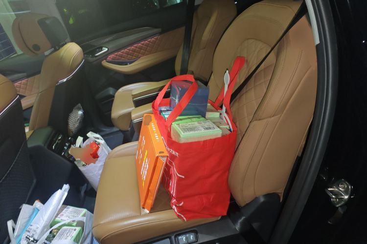Used Audi Q6 2024 45 TFSI quattro Qiyun Edition Yulin Package 6 seats Left Rear Seat