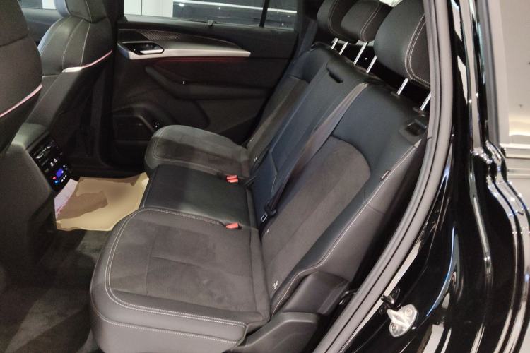 Used Audi Q6 2024 45 TFSI quattro Qiyun Edition Flying Rider Package 7-seater Left Rear Seat