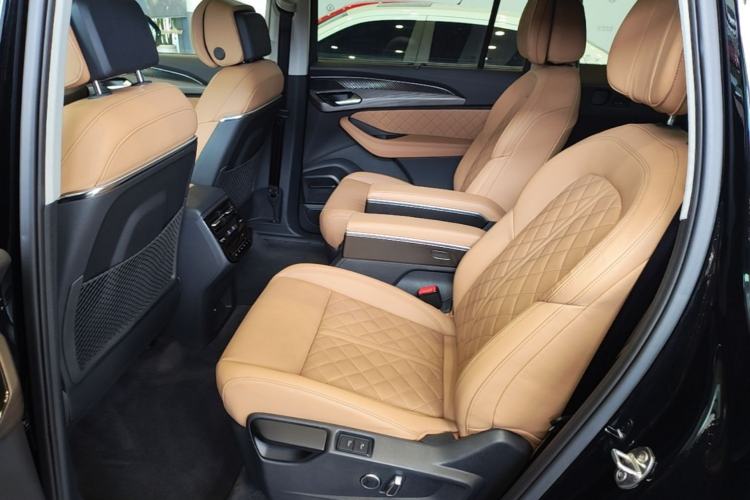 Used Audi Q6 2024 45 TFSI quattro Qiyun Edition Yulin Package 6 seats Left Rear Seat