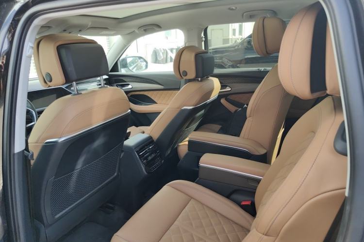 Used Audi Q6 2024 45 TFSI quattro Qiyun Edition Yulin Package 6 seats Left Rear Seat