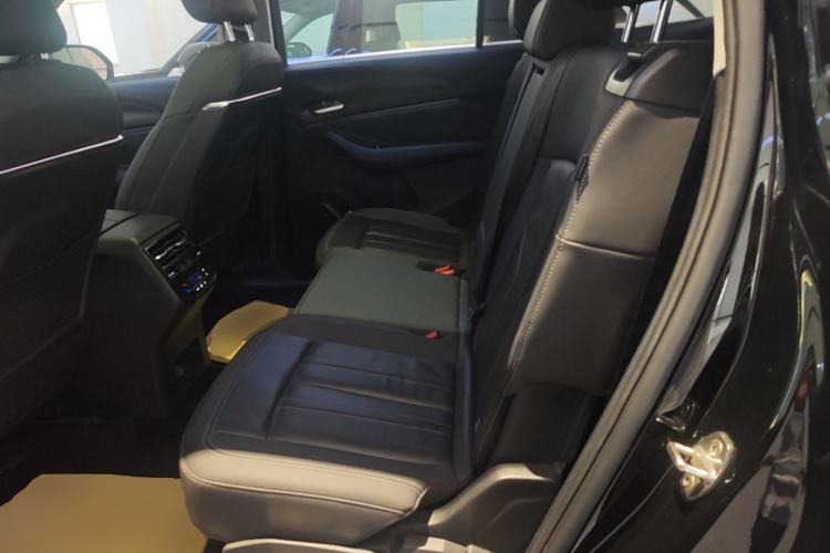 Used Audi Q6 2024 40 TFSI quattro Guanyun Edition Yulin Package 7 Seats Left Rear Seat