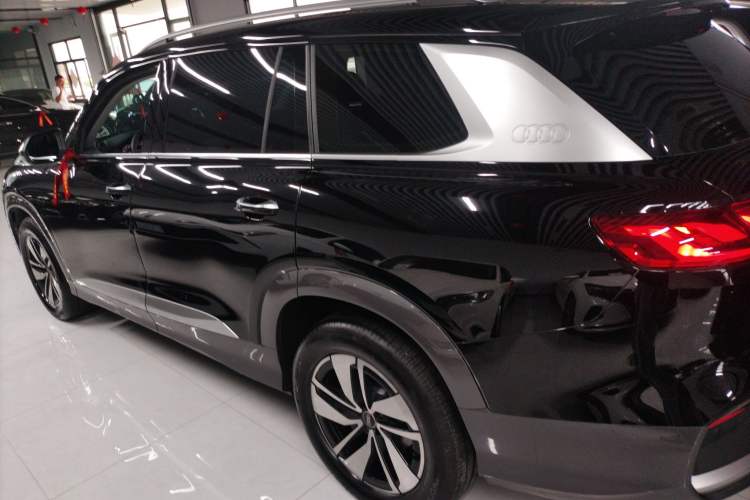 Used Audi Q6 2024 40 TFSI quattro Guanyun Edition Yulin Package 7 Seats Left Side