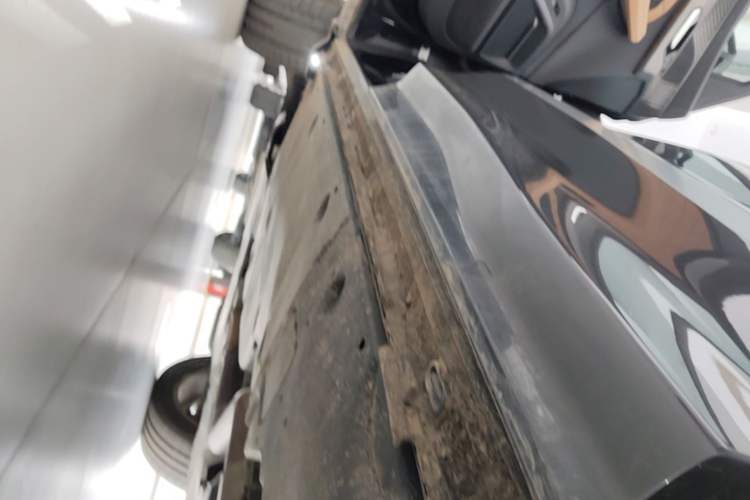 Used Audi Q6 2024 45 TFSI quattro Qiyun Edition Yulin Package 6 seats Left Side Sill