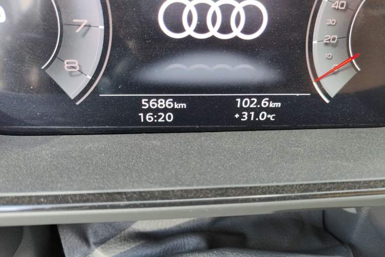 Used Audi Q6 2024 45 TFSI quattro Qiyun Edition Yulin Package 6 seats Odometer Close Up