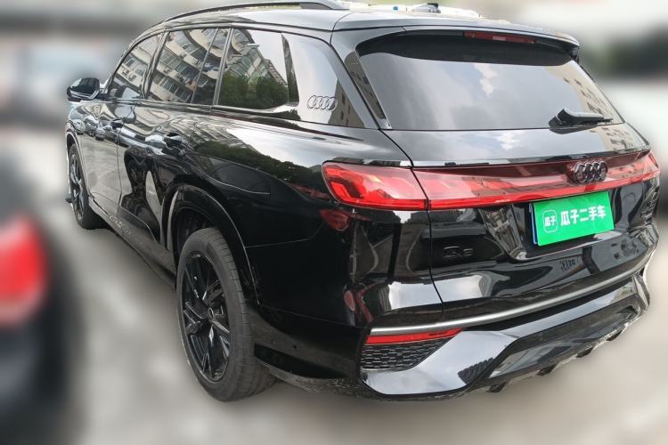 Used Audi Q6 2024 50 TFSI quattro Black Warrior Edition 6-seater Rear Left 45 Deg
