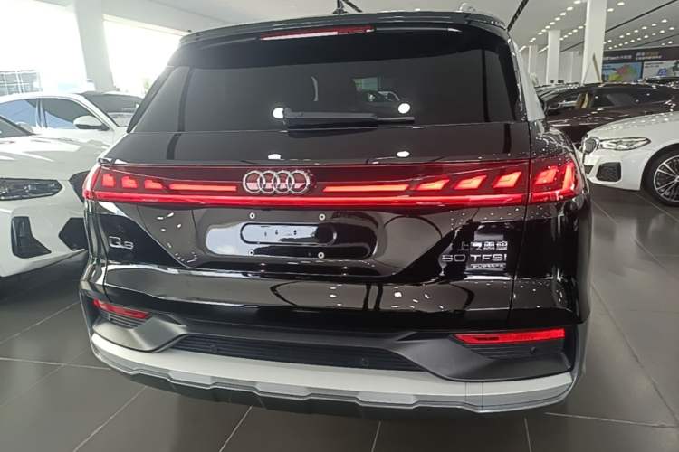 Used Audi Q6 2024 50 TFSI quattro Xingyun Edition Yulin Package 6 Seats Rear