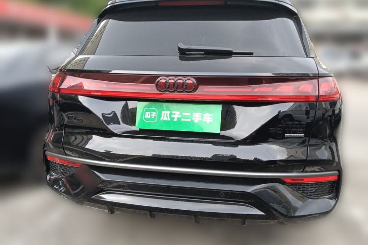Used Audi Q6 2024 50 TFSI quattro Black Warrior Edition 6-seater Rear