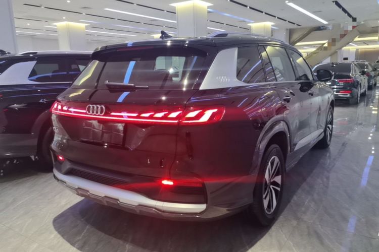 Used Audi Q6 2024 40 TFSI quattro Guanyun Edition Yulin Package 7 Seats Rear Right 45 Deg