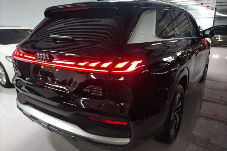 Used Audi Q6 2024 40 TFSI quattro Guanyun Edition Yulin Package 7 Seats Rear Right 45 Deg