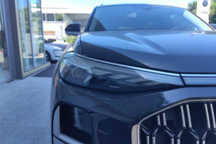 Used Audi Q6 2024 45 TFSI quattro Qiyun Edition Yulin Package 6 seats Right Front Headlight
