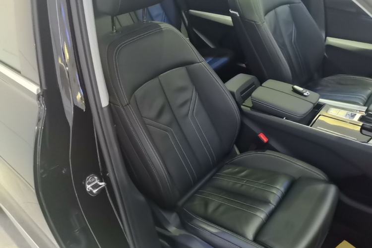 Used Audi Q6 2024 40 TFSI quattro Guanyun Edition Yulin Package 7 Seats Right Front Seat