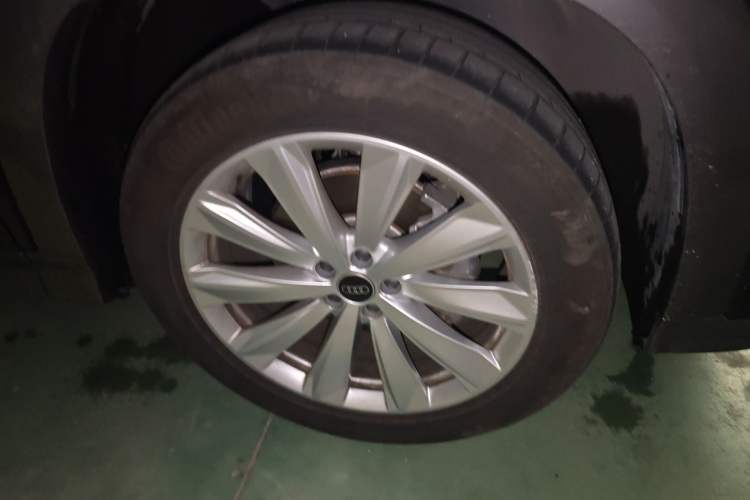 Used Audi Q6 2024 45 TFSI quattro Qiyun Edition Yulin Package 6 seats Right Front Wheel Hub