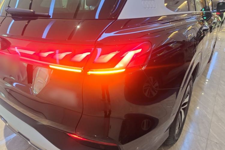 Used Audi Q6 2024 40 TFSI quattro Guanyun Edition Yulin Package 7 Seats Right Rear Taillight
