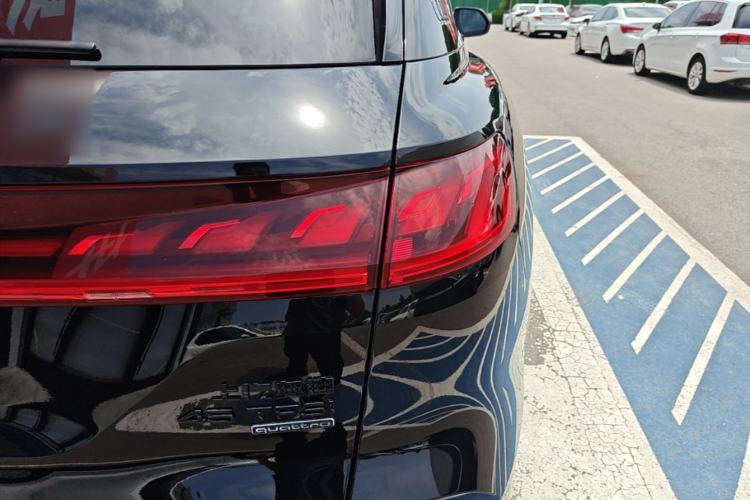 Used Audi Q6 2024 45 TFSI quattro Zhuyun Edition Flying Rider Package 6 Seats Right Rear Taillight