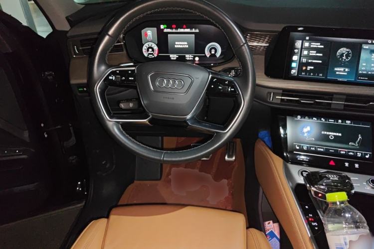 Used Audi Q6 2024 45 TFSI quattro Qiyun Edition Yulin Package 6 seats Steering Wheel