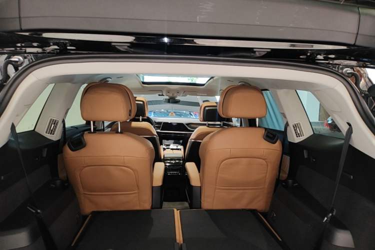 Used Audi Q6 2024 45 TFSI quattro Qiyun Edition Yulin Package 6 seats Trunk
