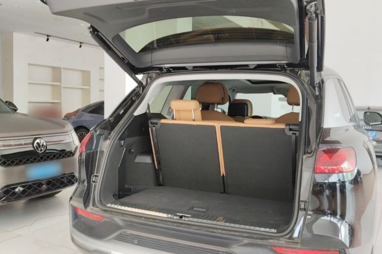 Used Audi Q6 2024 45 TFSI quattro Qiyun Edition Yulin Package 6 seats Trunk