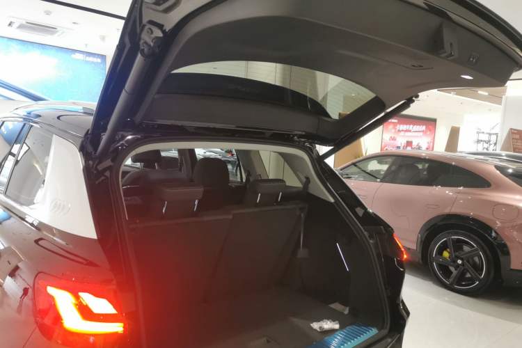 Used Audi Q6 2024 40 TFSI quattro Guanyun Edition Yulin Package 7 Seats Trunk