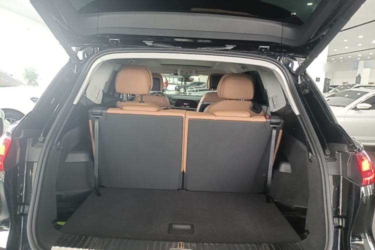 Used Audi Q6 2024 50 TFSI quattro Xingyun Edition Yulin Package 6 Seats Trunk