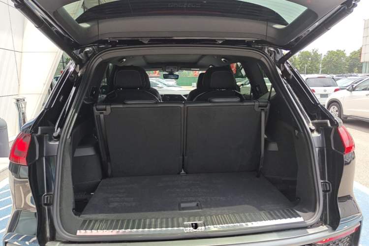 Used Audi Q6 2024 45 TFSI quattro Zhuyun Edition Flying Rider Package 6 Seats Trunk